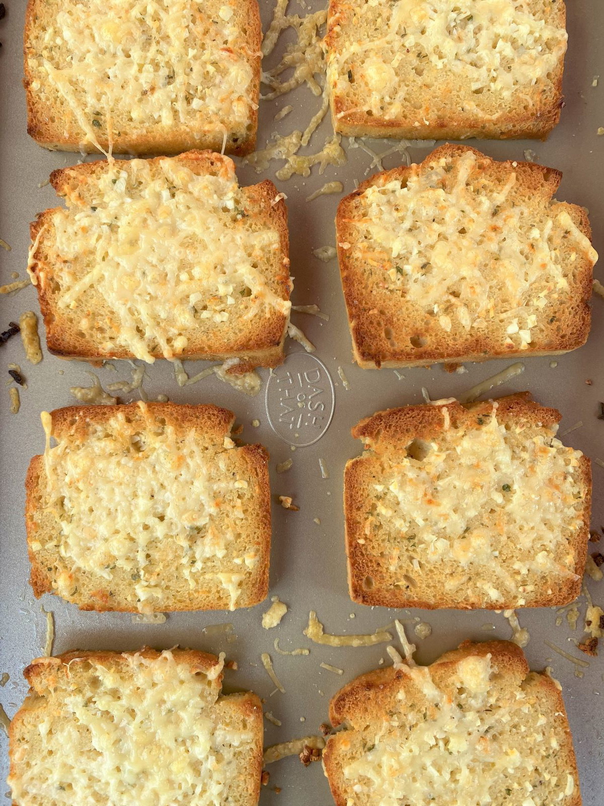 Keto Garlic Cheese Bread